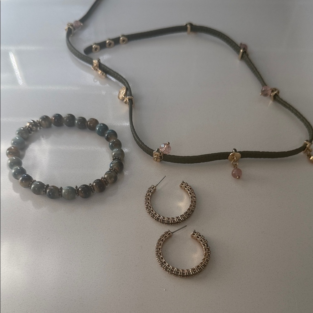 Elegant Gold and Pink Jewelry Set